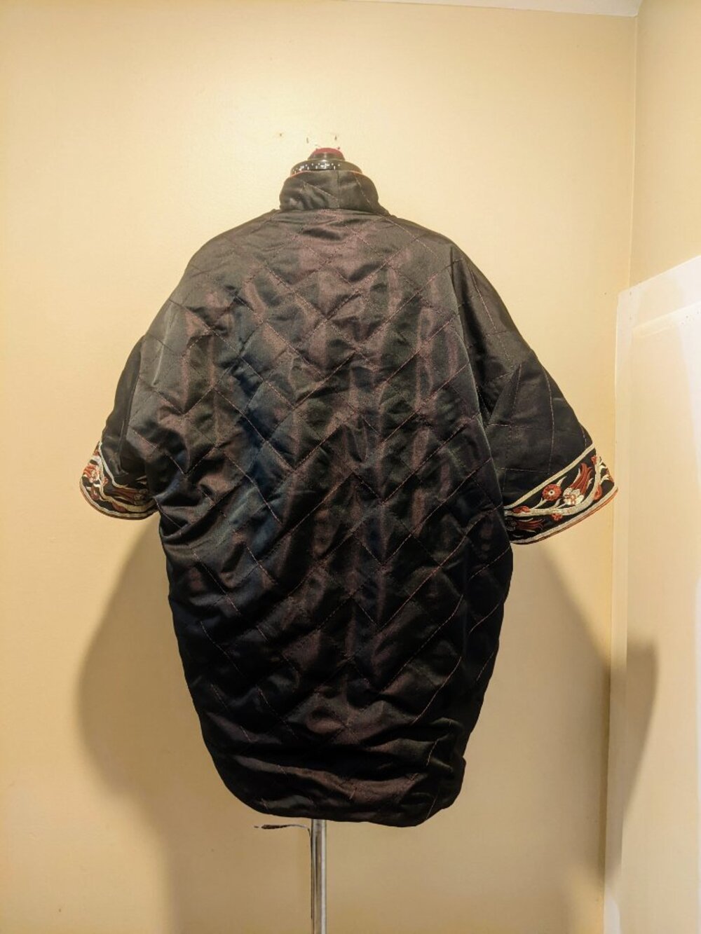 Vintage Hanten Quilted Reversible Jacket | Embroidered Sleeve | Unisex One Size - Picture 11 of 13
